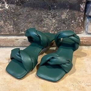 Nubikk Square Toe Twist Sandals Green Leather